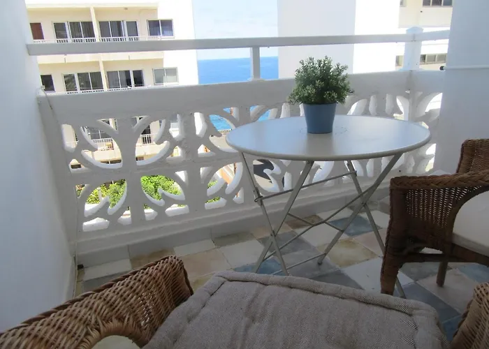 El Balcon De La Luna * באיאמר